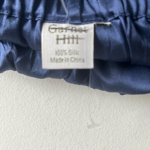 GARNET  HILL Navy blue romper with open back 100% SILK M NWOT - Picture 7 of 7